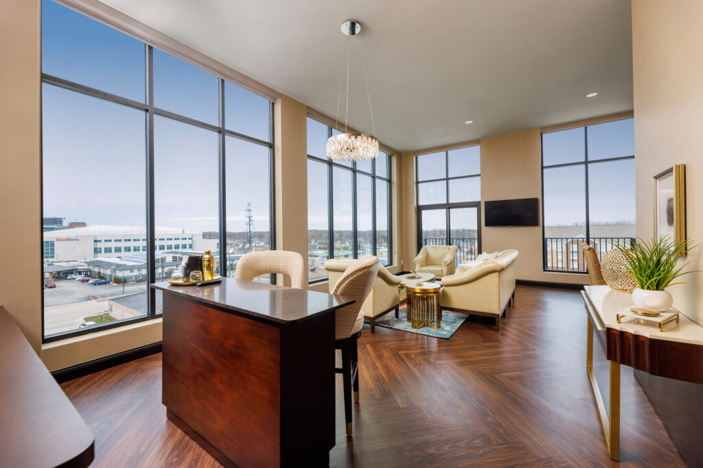 Grand Penthouse Suite